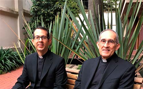 Pbro. Jorge Mario Jaramillo Echeverry, nuevo Vicario Regional y Mons. Hernán Salcedo Plazas, ahora Vicario Secretario Pbro. Jorge Mario Jaramillo Echeverry, nuevo Vicario Regional y Mons. Hernán Salcedo Plazas, ahora Vicario Secretario