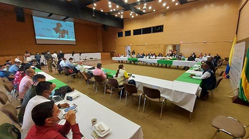 11 de mayo de 2021 – Encuentro de análisis y reflexión sobre la coyuntura con medios de comunicación del Departamento. “El diálogo es el mejor camino para los consensos”: Elías Larrahondo Carabalí