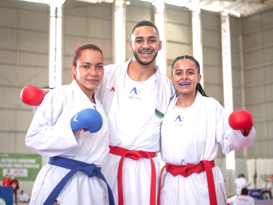 Los mejores karatecas del país se enfrentan en Popayán - Indeportes Cauca - Torneo Nacional de Karate