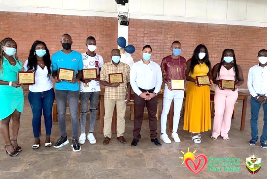 Reconocimiento a destacados jóvenes deportistas de Villa Rica Reconocimiento a destacados jóvenes deportistas de Villa Rica