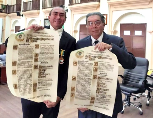 Reconocimiento a los médicos Rodríguez por su labor