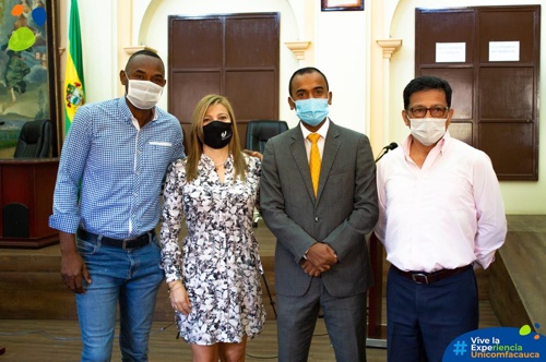 Unicomfacauca fue reconocida en sus 20 años de labor profesional