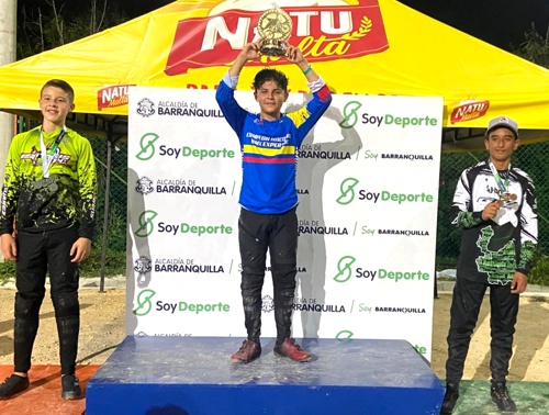 Juan José Mañosca, ganó tres medallas de oro en la IV y V Válida de la Copa Nacional de BMX