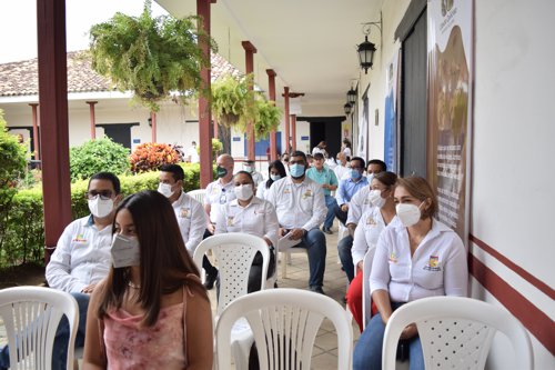 La “Tierra de Oro” evocó el esfuerzo de un pueblo tenaz