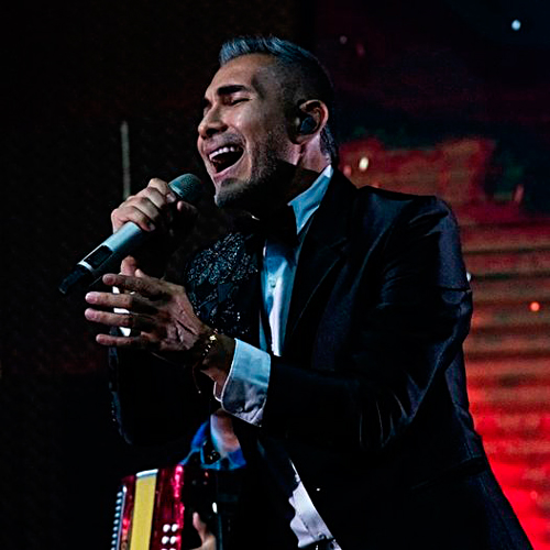 Brindis musical entre Fernando Gil y Alci Acosta