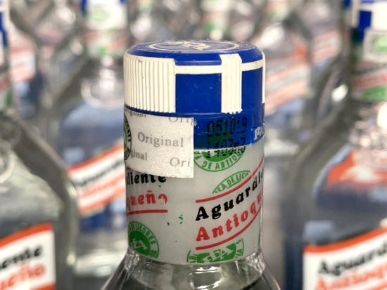 Decomisan aguardiente adulterado antes de ser distribuido en el Cauca