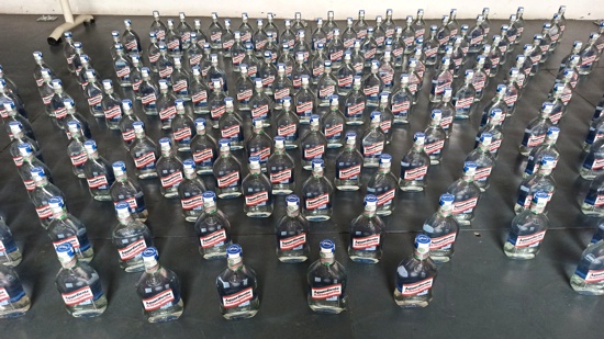 Decomisan aguardiente adulterado antes de ser distribuido en el Cauca