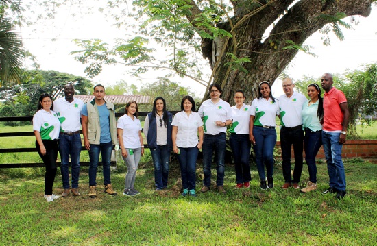 Huevos Kikes implementa plan de reforestación en La Arrobleda