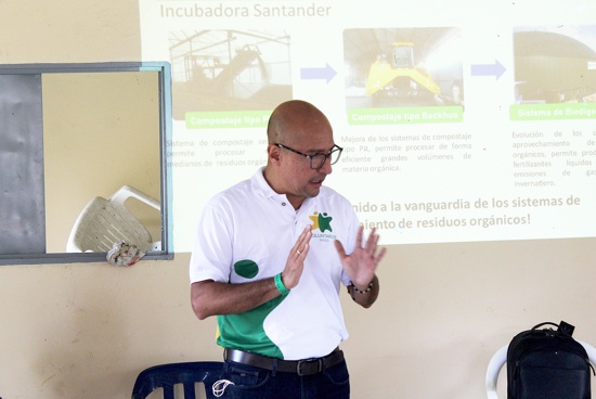 Huevos Kikes implementa plan de reforestación en La Arrobleda
