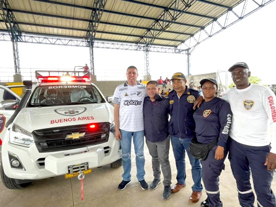 Buenos Aires cuenta con nuevo vehículo para el Cuerpo de Bomberos Buenos Aires cuenta con nuevo vehículo para el Cuerpo de Bomberos