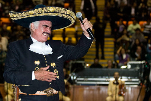 Vicente Fernández no quería volver a Colombia