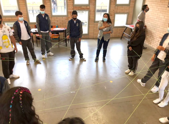 Alcaldía instala las Zonas de Orientación Escolar (ZOE) para la prevención de problemas sociales en las Instituciones Educativas de la ciudad Alcaldía instala las Zonas de Orientación Escolar (ZOE) para la prevención de problemas sociales en las Instituciones Educativas de la ciudad