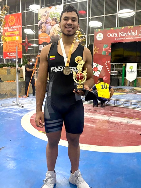 Elian David Sánchez Muñoz - Campeón Nacional de Potencia