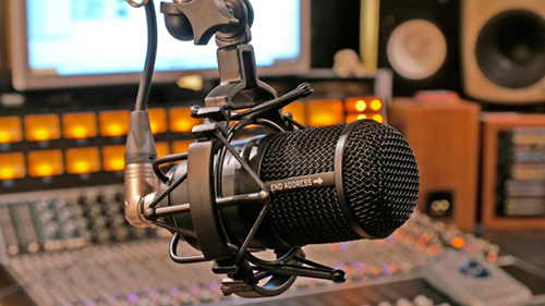 La radio que construye