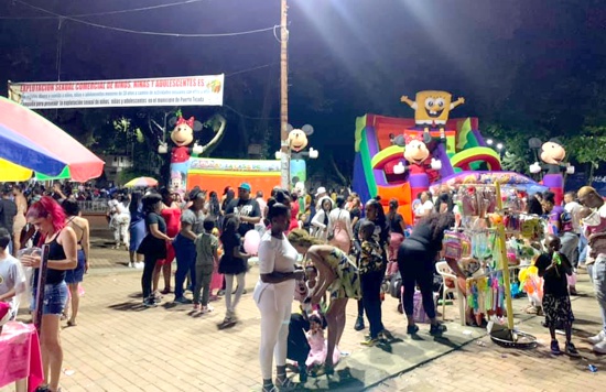 Niños de Puerto Tejada disfrutaron de la fiesta de disfraces Niños de Puerto Tejada disfrutaron de la fiesta de disfraces