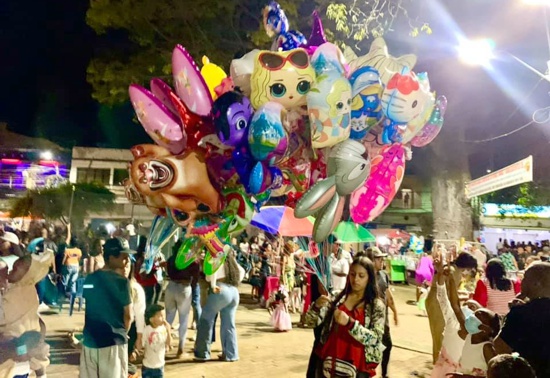 Niños de Puerto Tejada disfrutaron de la fiesta de disfraces Niños de Puerto Tejada disfrutaron de la fiesta de disfraces