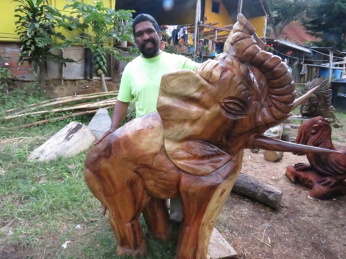 Troncos que se convierten en arte Troncos que se convierten en arte