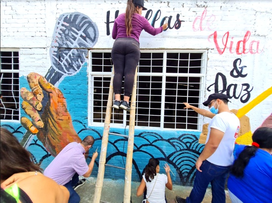 El Recuerdo Sur vivió un día de muralismo, arte, música y baile.