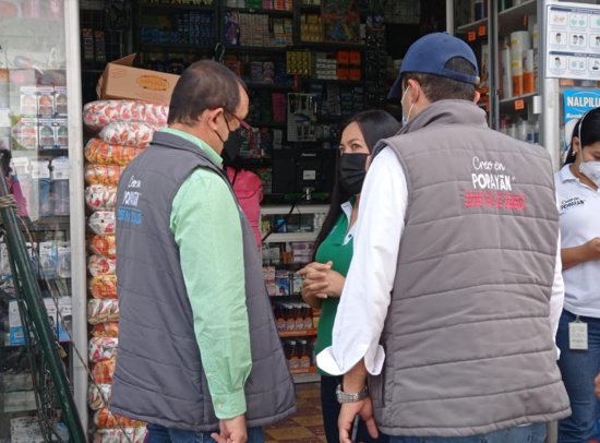 Operativos de control para el decomiso de pólvora y alimentos vencidos Operativos de control para el decomiso de pólvora y alimentos vencidos