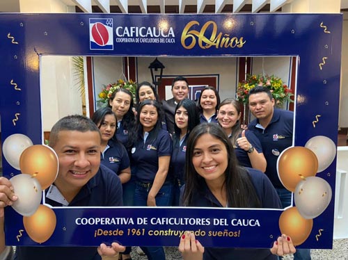 Caficauca celebró 60 años apoyando a los caficultores Caficauca celebró 60 años apoyando a los caficultores