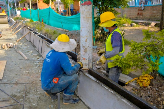 ¡Avanza la construcción de la vía en el barrio Nisa!