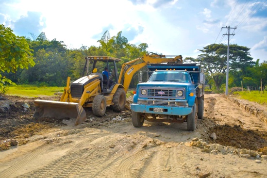 ¡Avanza la construcción de la vía en el barrio Nisa!