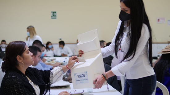 Alcaldes son nuevos representantes del Consejo Directivo de la CRC Alcaldes son nuevos representantes del Consejo Directivo de la CRC