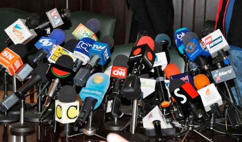 MERCENARISMO Y ABYECCIÓN EN EL PERIODISMO MERCENARISMO Y ABYECCIÓN EN EL PERIODISMO