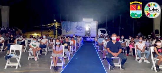 Ruta 90 llegó a Caloto para que sus habitantes disfrutaran de una noche de cine Ruta 90 llegó a Caloto para que sus habitantes disfrutaran de una noche de cine