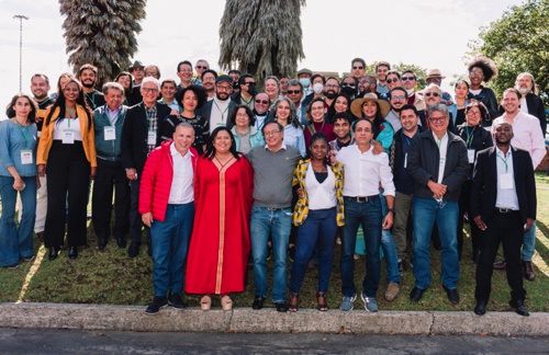 EL TRIUNFO HISTÓRICO DEL PACTO EL TRIUNFO HISTÓRICO DEL PACTO