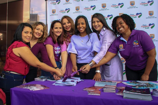 En Cali se promueve la garantía de los derechos de las mujeres En Cali se promueve la garantía de los derechos de las mujeres