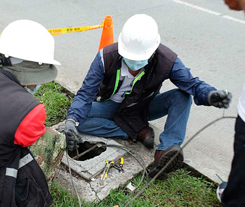 En funcionamiento semáforos del barrio Cadillal en Popayán En funcionamiento semáforos del barrio Cadillal en Popayán