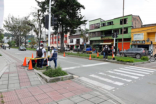 En funcionamiento semáforos del barrio Cadillal en Popayán En funcionamiento semáforos del barrio Cadillal en Popayán