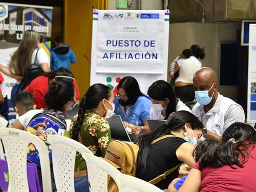 Migrantes llamados a afiliarse al sistema de salud Migrantes llamados a afiliarse al sistema de salud