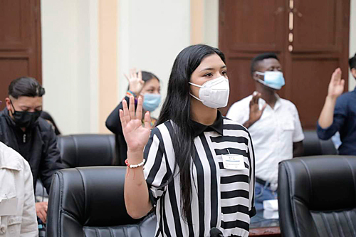 Posesionados los consejeros juveniles que harán veeduría de recursos del Cauca Posesionados los consejeros juveniles que harán veeduría de recursos del Cauca