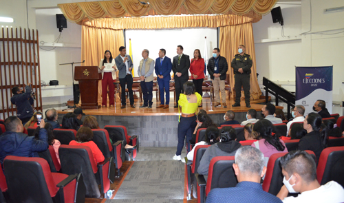 Representantes a la Cámara elegidos recibieron sus credenciales Representantes a la Cámara elegidos recibieron sus credenciales