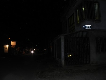 Panorámica nocturna del barrio Niño Jesús de Praga
