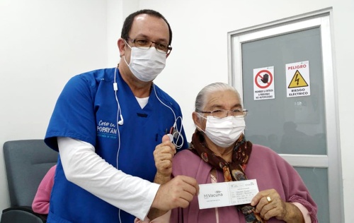 “Popayán cumple el criterio de 70% y 40% de refuerzos en esquema de vacunación”: Oscar Ospina, secretario de salud.