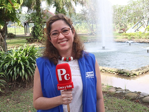 Sara Erazo - Gerente de Proyectos Fundación Plan - Firman Pacto de Gobernanza en el norte del Cauca Sara Erazo - Gerente de Proyectos Fundación Plan - Firman Pacto de Gobernanza en el norte del Cauca
