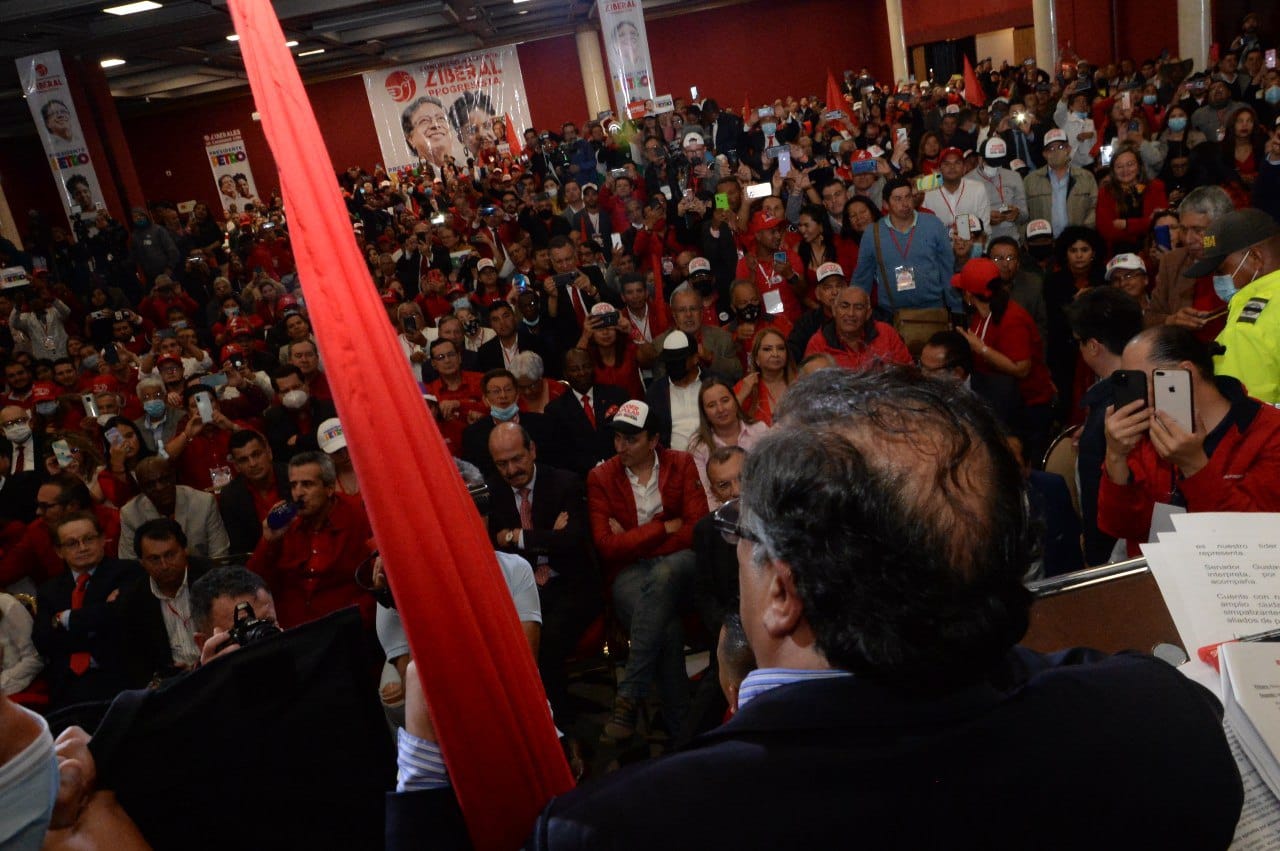 Liberalismo colombiano decidió votar por Petro