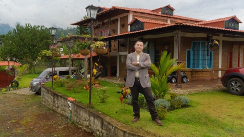 David Luna David Luna