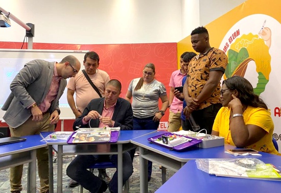 Implementan tecnologías digitales en planteles educativos de Buenos Aires