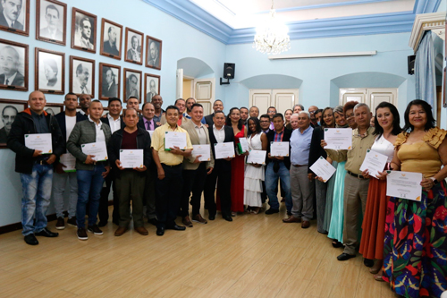 Gobernación del Cauca exaltó la labor de los docentes Gobernación del Cauca exaltó la labor de los docentes