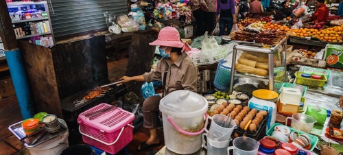 420 mil personas mueren cada año por consumir alimentos contaminados