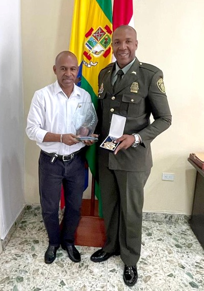 Alcalde de Puerto Tejada Dagoberto Domínguez, junto al comandante de Policía Alexander Segura Hurtado Alcalde de Puerto Tejada Dagoberto Domínguez, junto al comandante de Policía Alexander Segura Hurtado