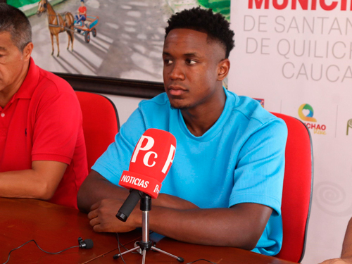 Luis Sinisterra, futbolista galardonado por la tierra del oro Luis Sinisterra, futbolista galardonado por la tierra del oro