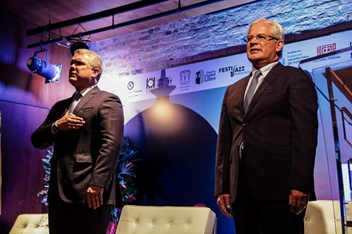 Que me juzguen por los resultados: López Castrillón