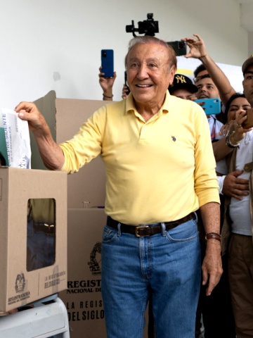 Rodolfo Hernández la nueva derecha alternativa colombiana Rodolfo Hernández la nueva derecha alternativa colombiana
