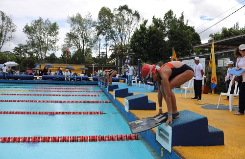 Se vive el Festival Nacional infantil de Natación con aletas en Popayán Se vive el Festival Nacional infantil de Natación con aletas en Popayán