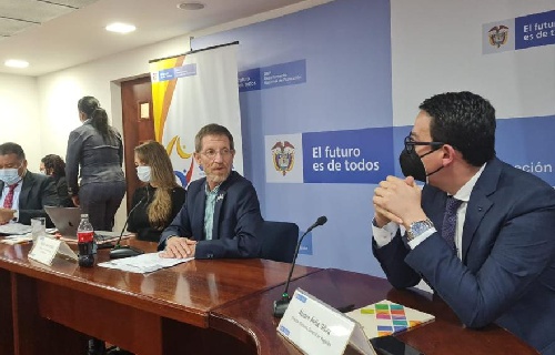 $70.000 más $500.000 millones rapiñados $70.000 más $500.000 millones rapiñados